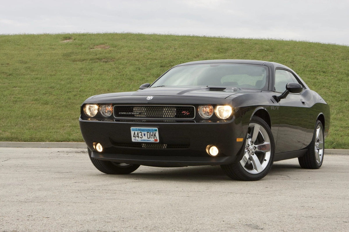 Alternate view of a ProCharger-equipped 2008-10 Dodge Challenger HEMI R/T (5.7)