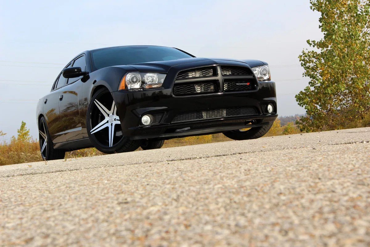 Alternate view of a ProCharger-equipped 2011-23 Dodge Charger HEMI (5.7)